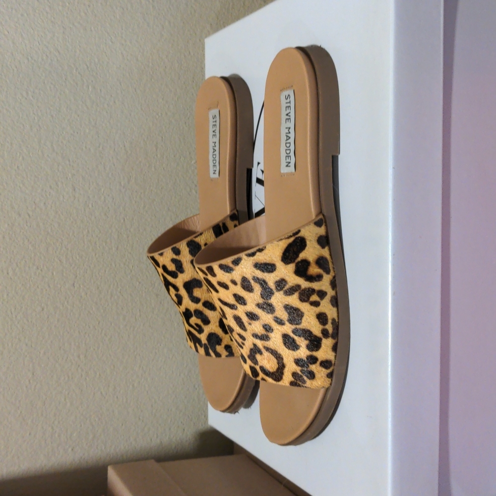 Steve Madden cheetah sandals - Picture 3 of 3